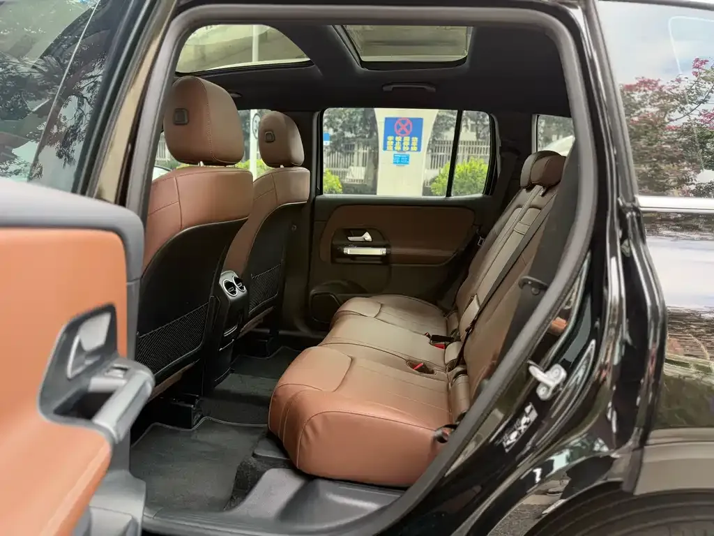 Mercedes-Benz GLB 2023 из CN, фото 9