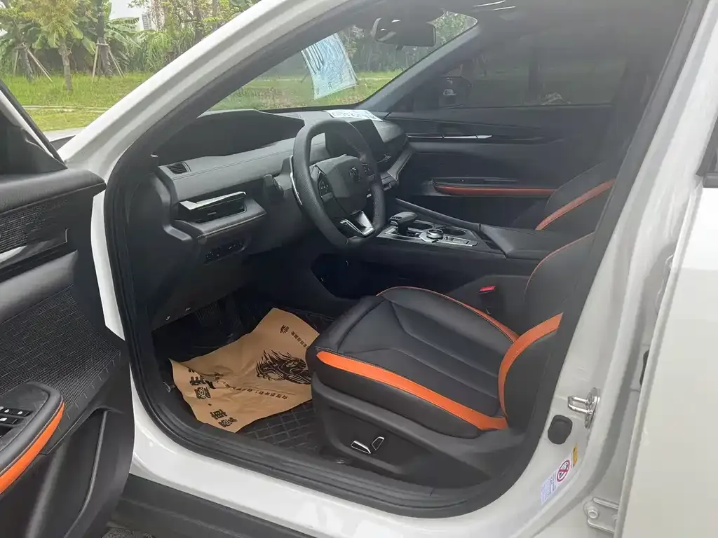 Changan UNI-V 2024 из CN, фото 4
