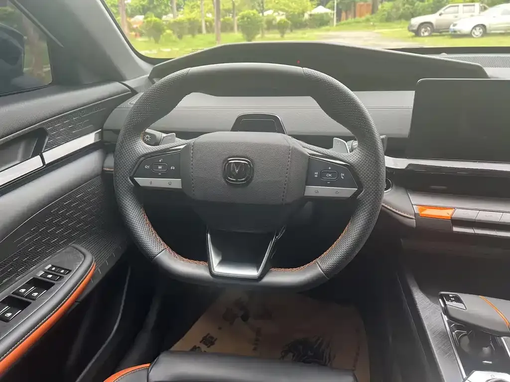 Changan UNI-V 2024 из CN, фото 8