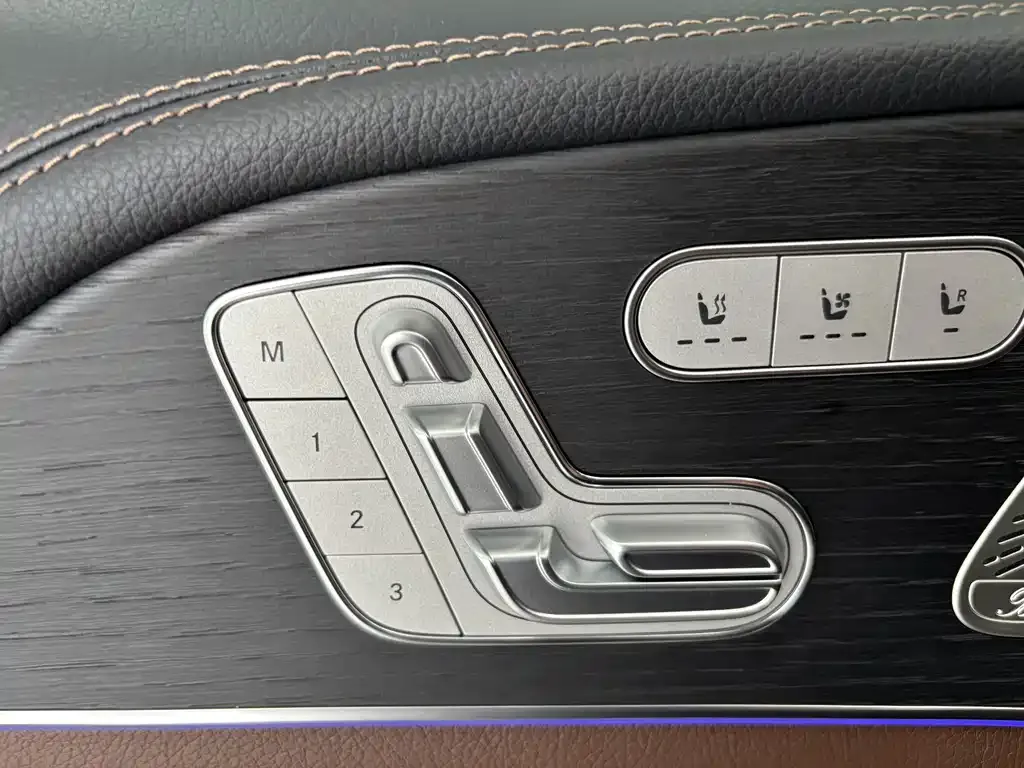 Mercedes-Benz GLS — фото 10