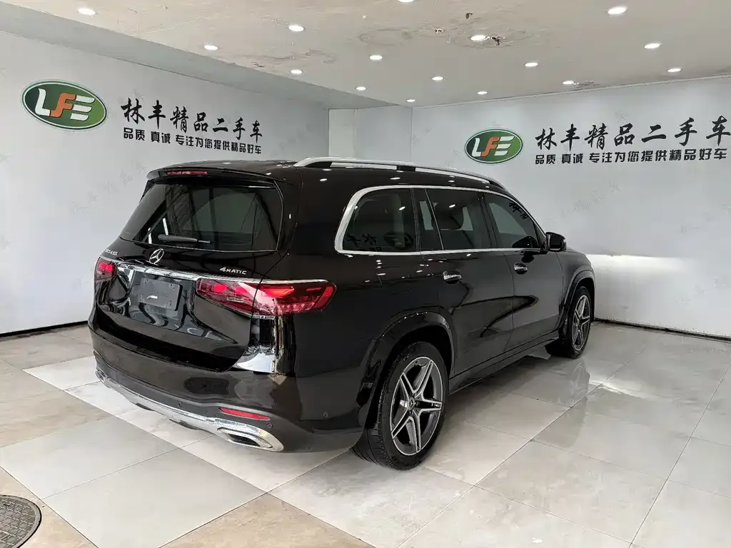 Mercedes-Benz GLS — фото 6