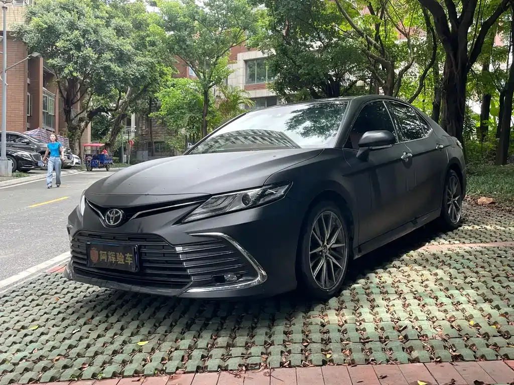 Toyota Camry 2022 из CN, фото 1
