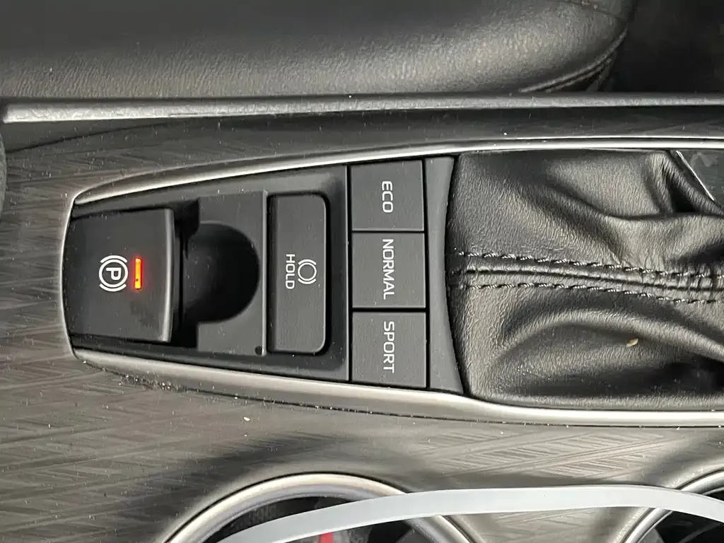Toyota Camry 2022 из CN, фото 9