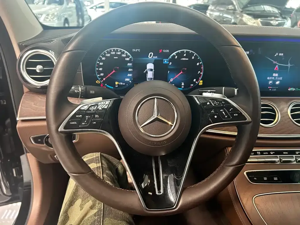 Mercedes-Benz E-Class 2021 из CN, фото 9