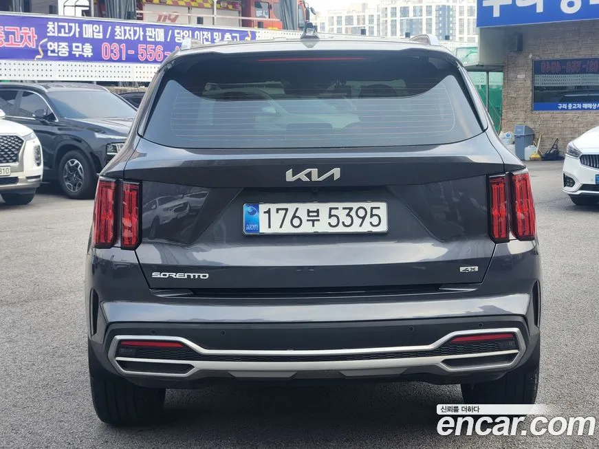 Kia Sorento — фото 4