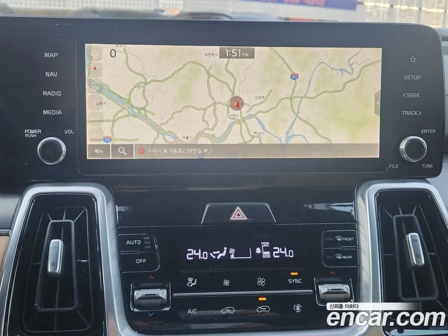 Kia Sorento — фото 6