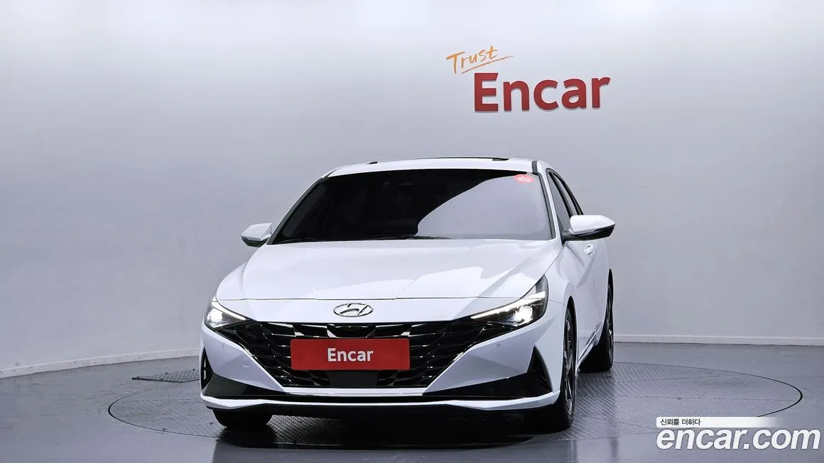 Hyundai AVANTE — фото 3