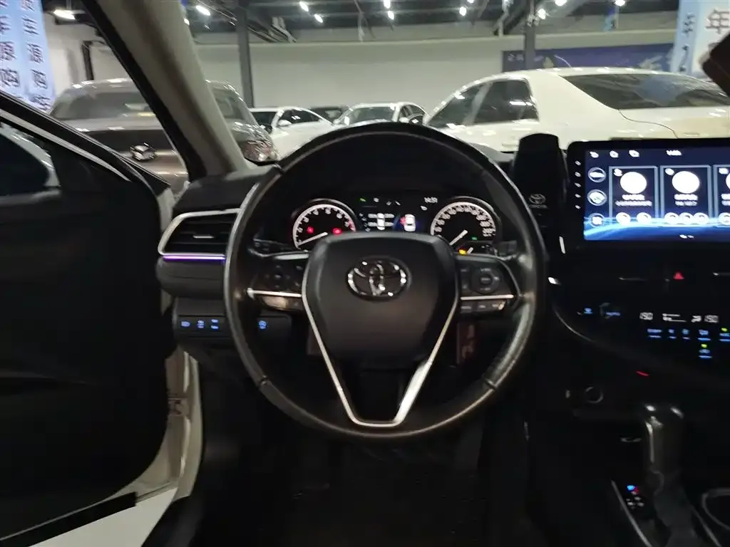 Toyota Camry 2023 из CN, фото 3