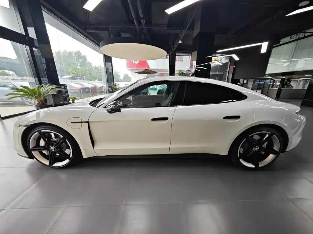 Porsche Taycan 2023 из CN, фото 3