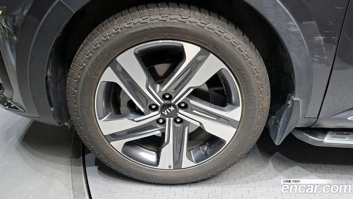 Kia Sorento — фото 5