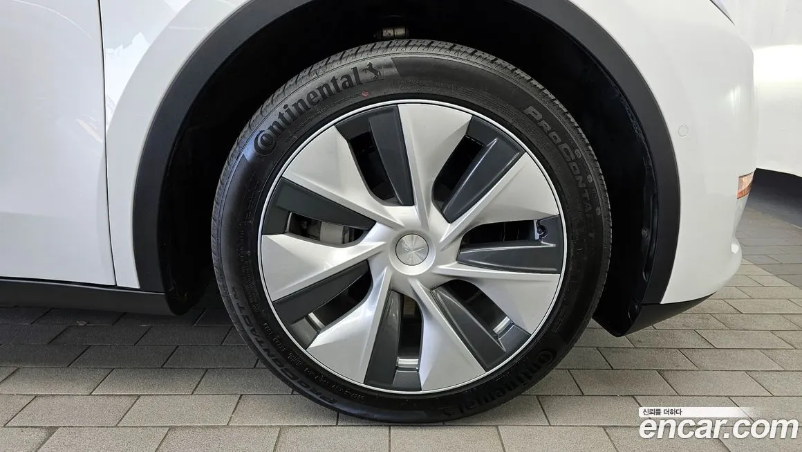 Tesla Model Y 2022 из KR, фото 5