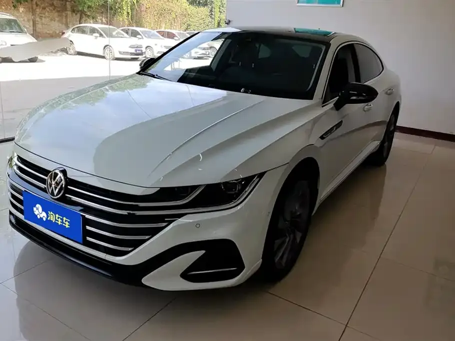 Volkswagen CC 2023 из CN, фото 1