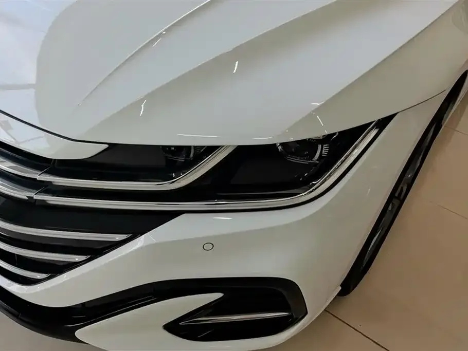 Volkswagen CC 2023 из CN, фото 5