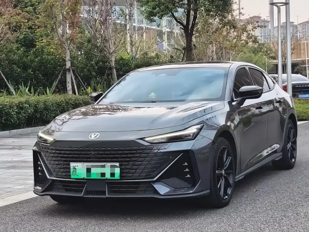 Changan UNI-V iDD 2023 из CN, фото 1