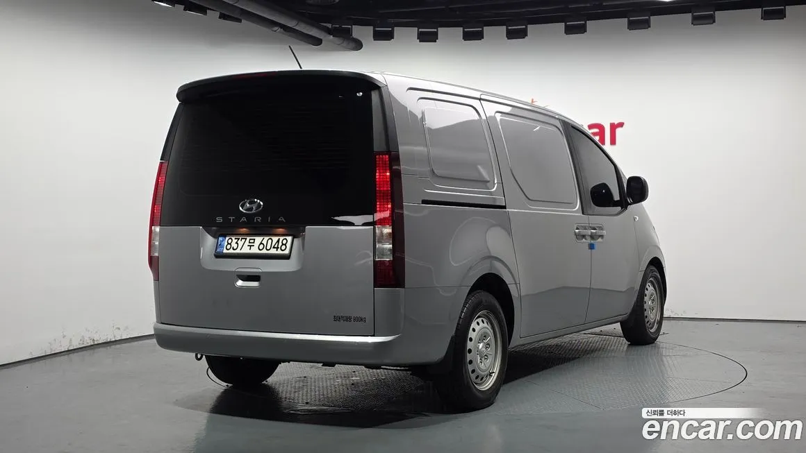 Hyundai Staria 2023 из KR, фото 2