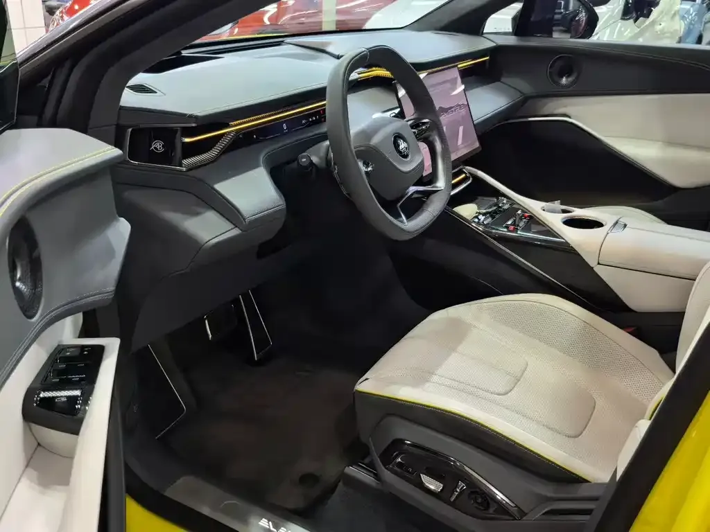 Lotus Eletre 2025 из CN, фото 10