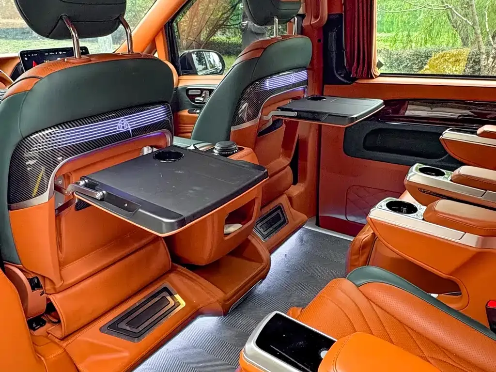 Mercedes-Benz Vito 2023 из CN, фото 10