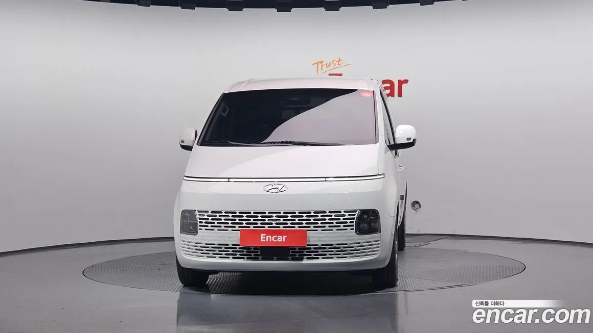 Hyundai Staria — фото 3
