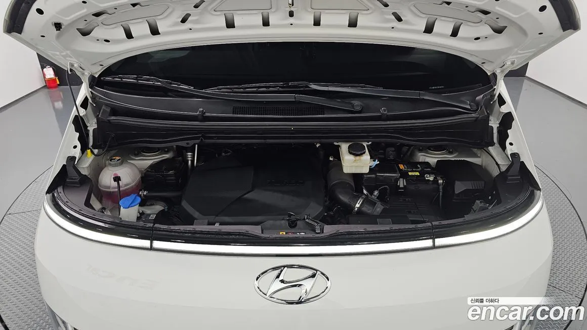 Hyundai Staria — фото 6