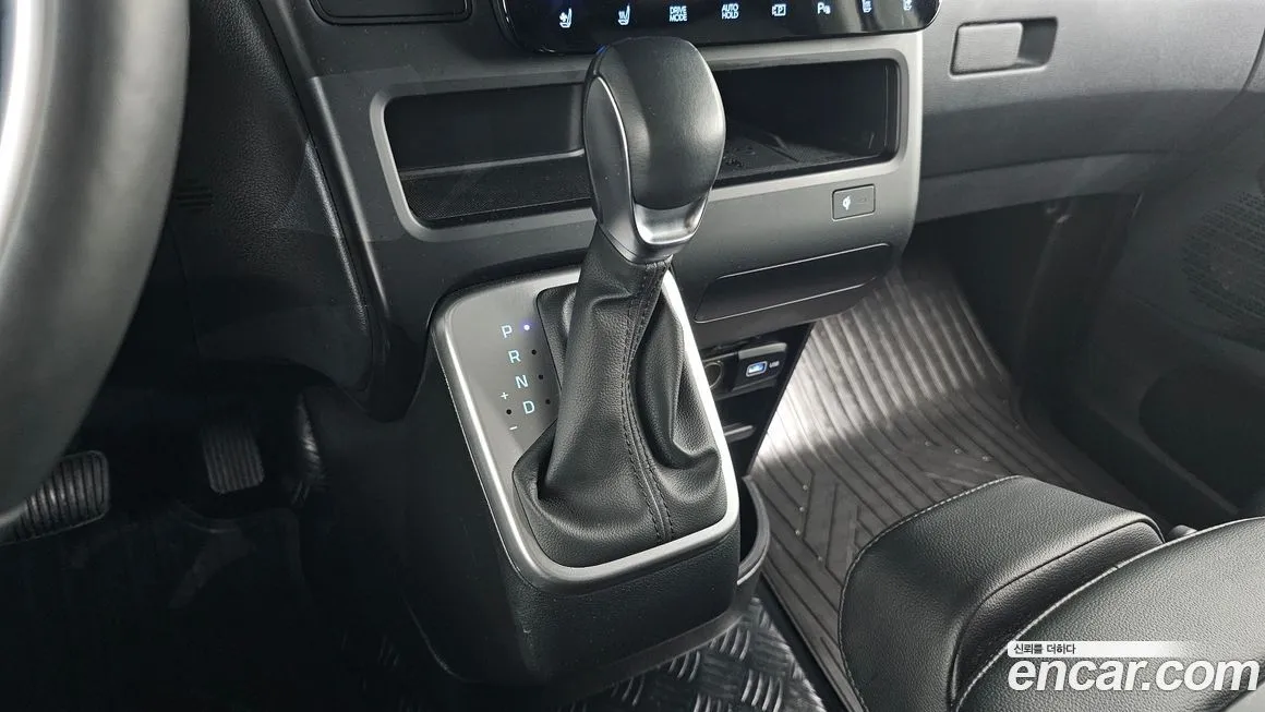 Hyundai Staria — фото 9