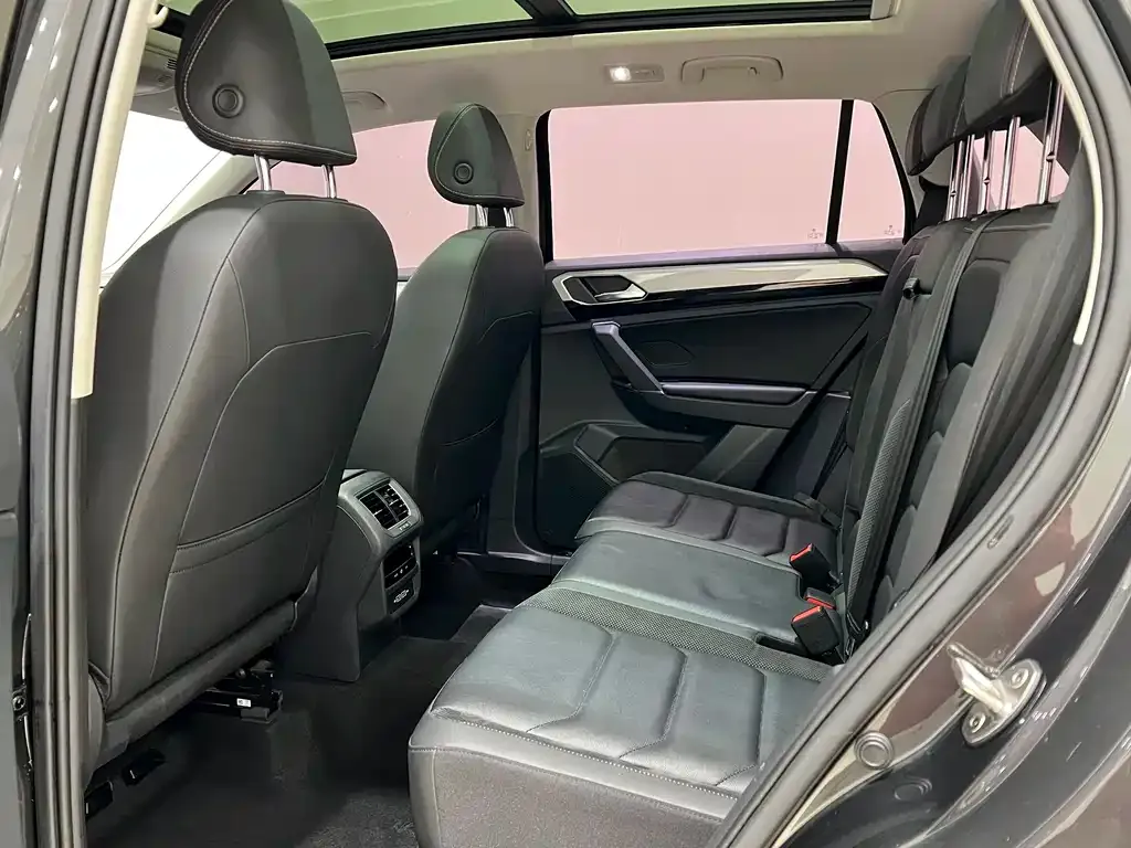 Volkswagen Tayron 2021 из CN, фото 10