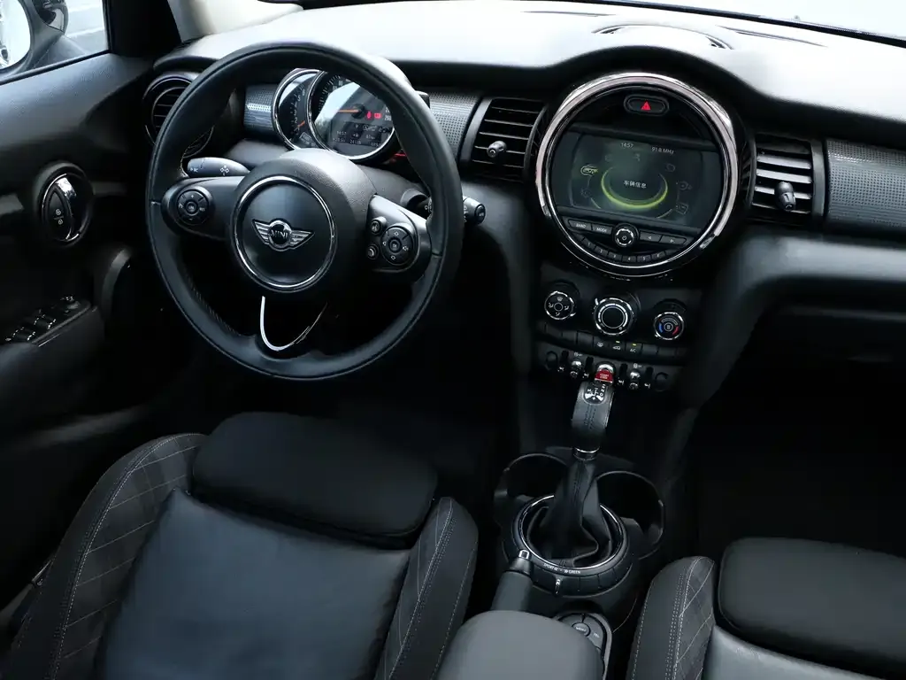 MINI Cooper (3-door) 2022 из CN, фото 10