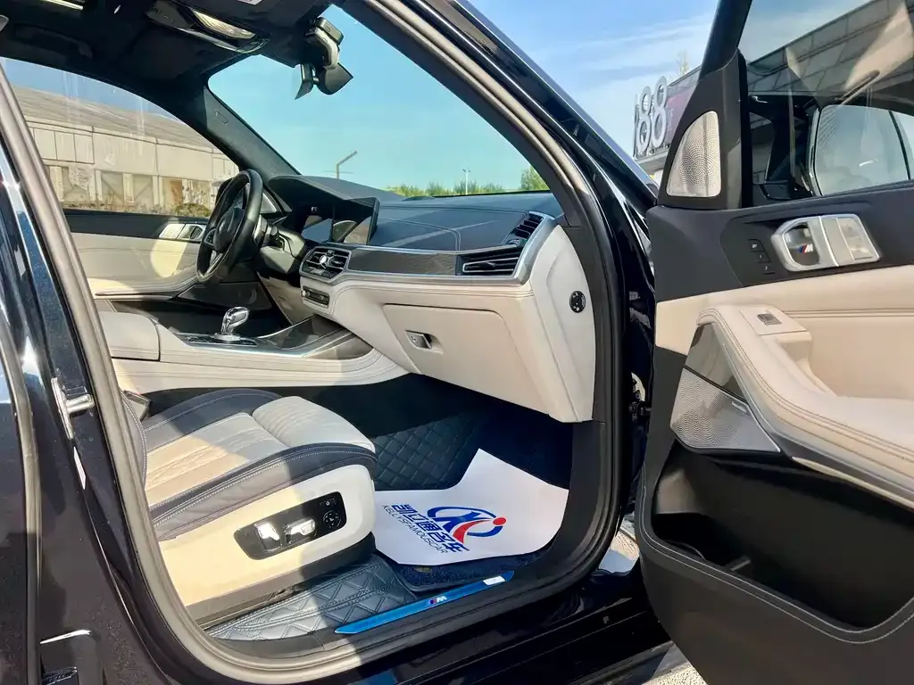 BMW X7 2022 из CN, фото 7