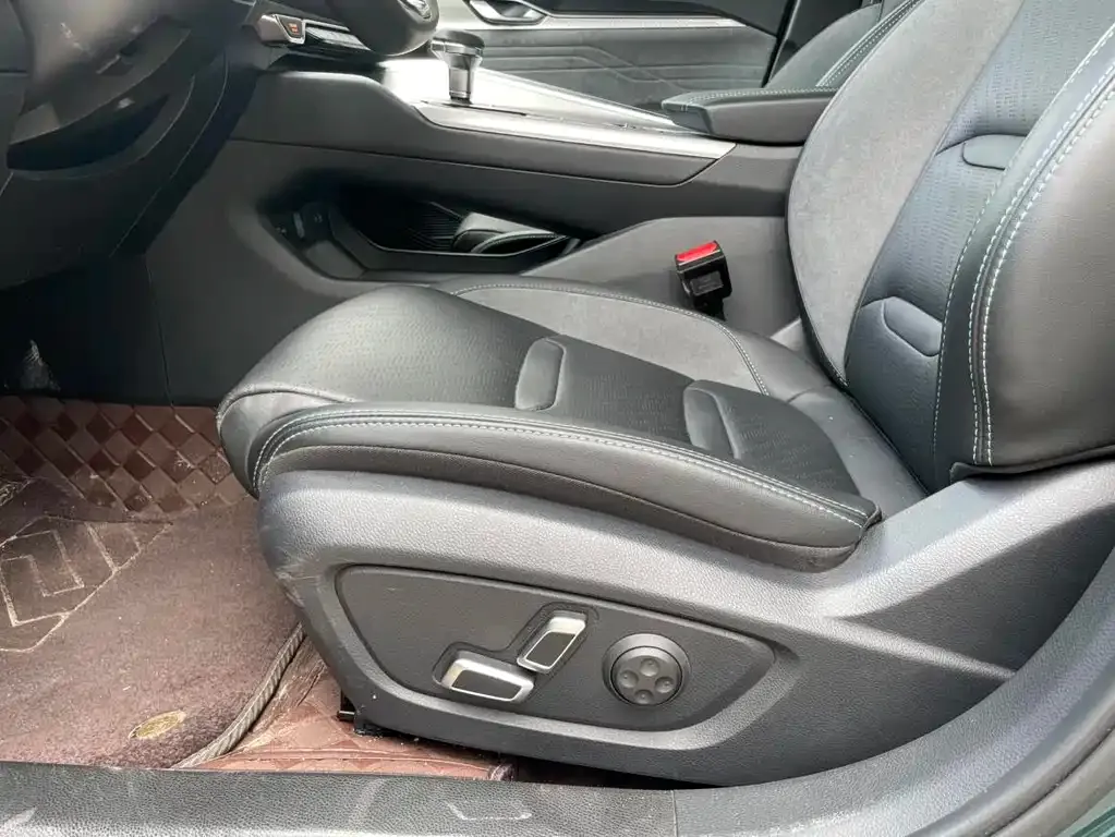 Geely Xingrui 2023 из CN, фото 7