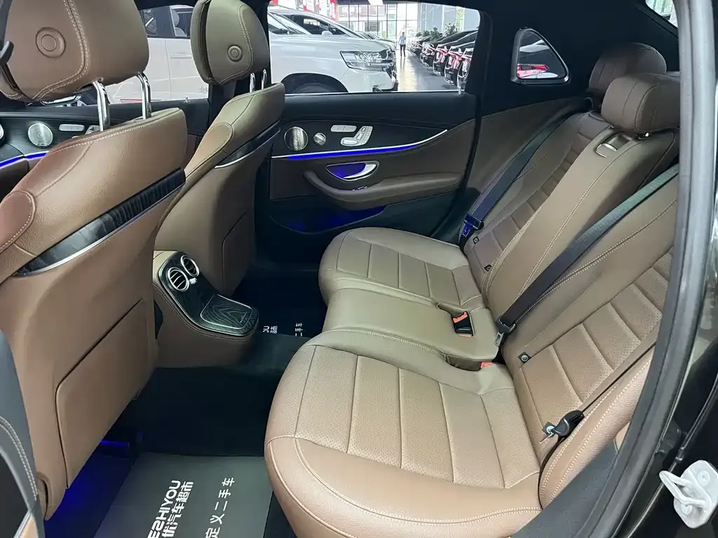 Mercedes-Benz E-Class 2023 из CN, фото 10