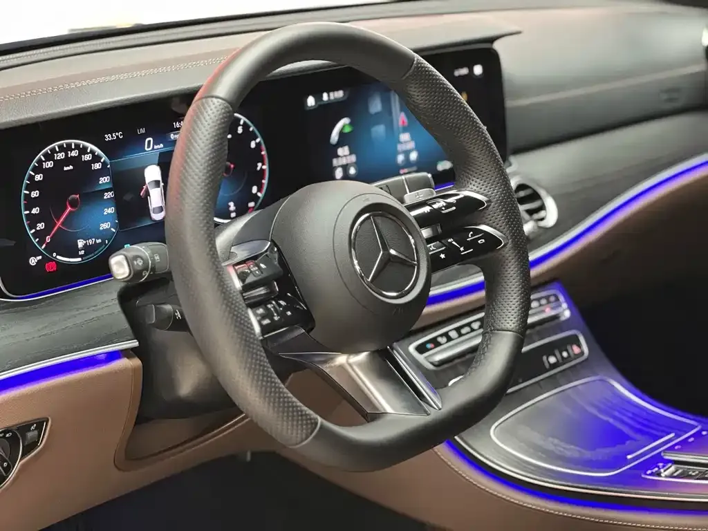 Mercedes-Benz E-Class 2023 из CN, фото 7