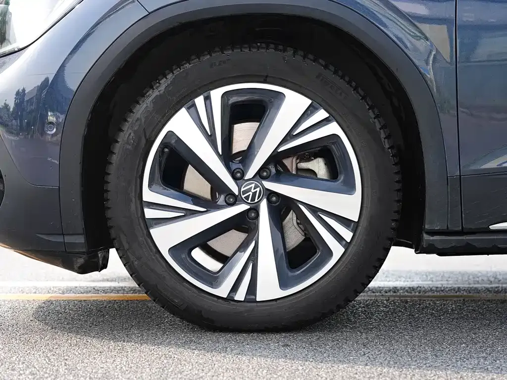 Volkswagen ID.6 Crozz — фото 10