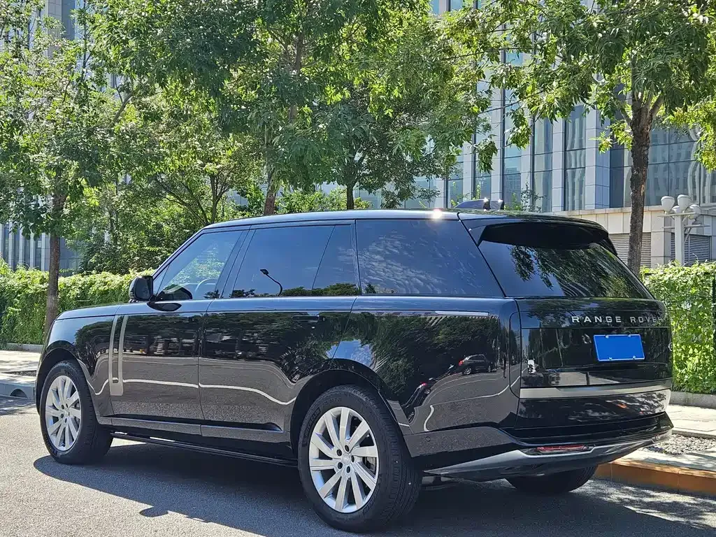 Land Rover Range Rover 2024 из CN, фото 3