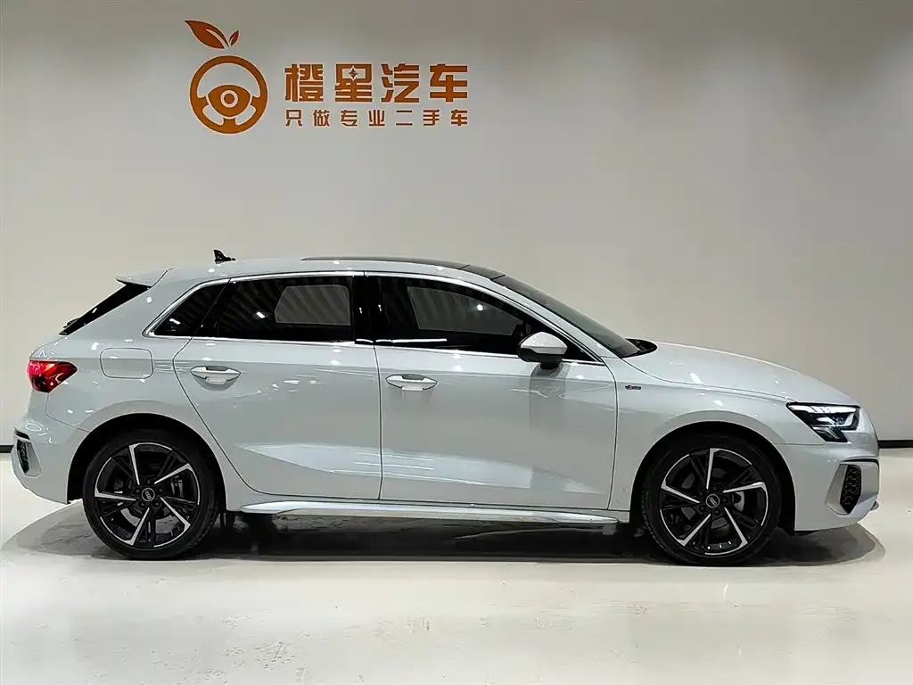Audi A3 2022 из CN, фото 4