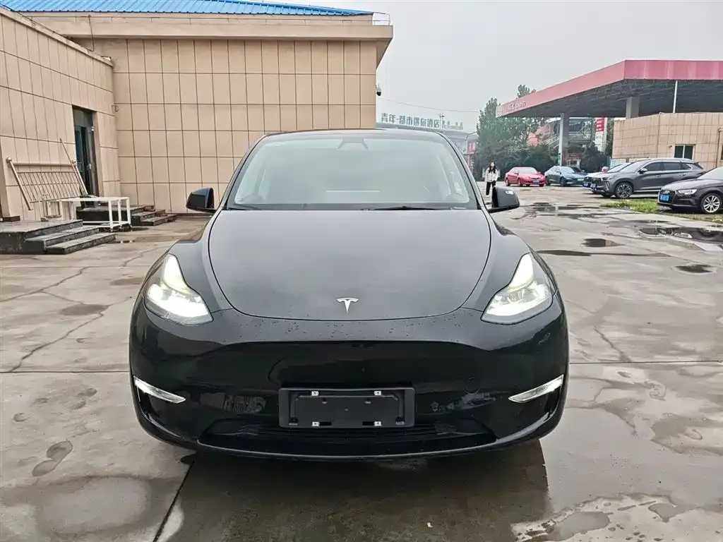 Tesla Model Y 2022 из CN, фото 3