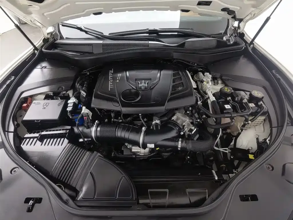 Maserati Levante 2022 из CN, фото 6