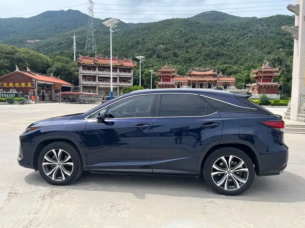 Lexus RX 2022 из CN, фото 10