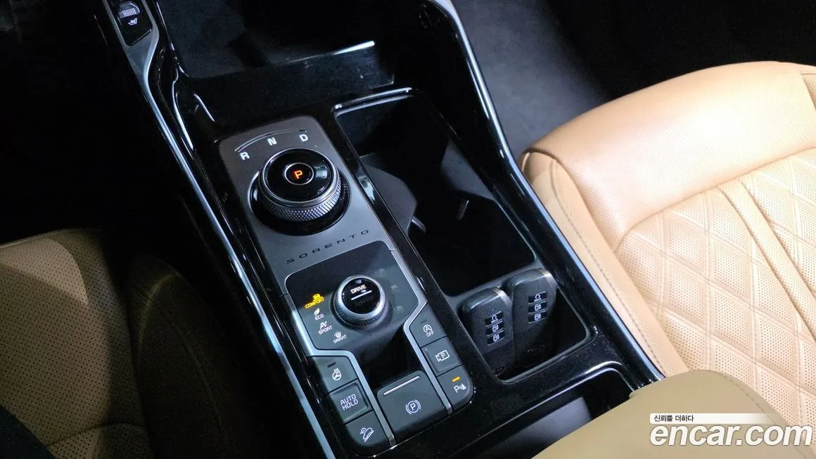 Kia Sorento — фото 9