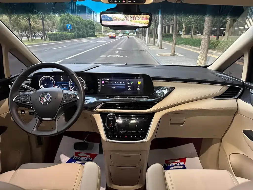 Buick GL8 2022 из CN, фото 10
