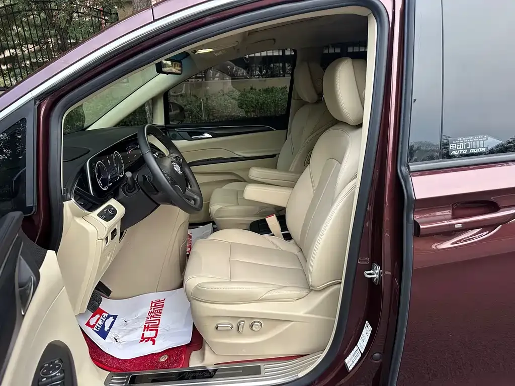 Buick GL8 2022 из CN, фото 8