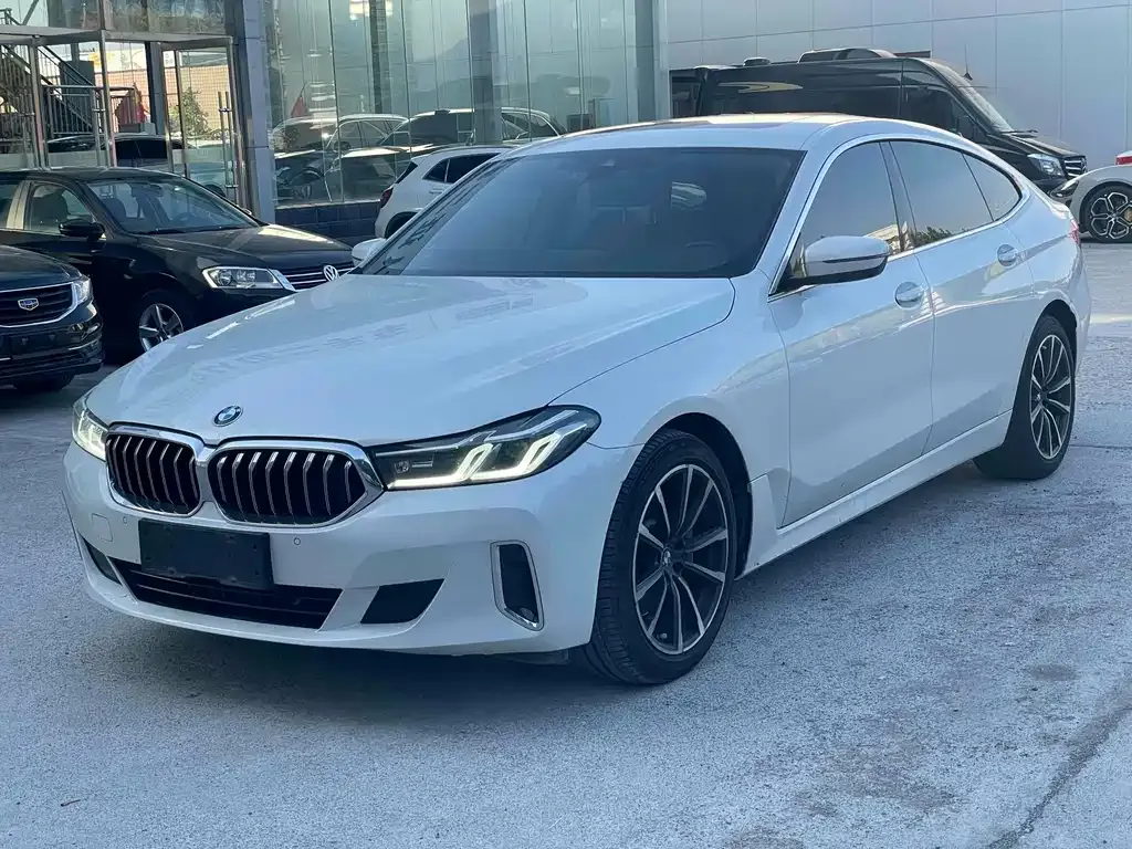BMW 6 Series GT 2022 из CN, фото 1