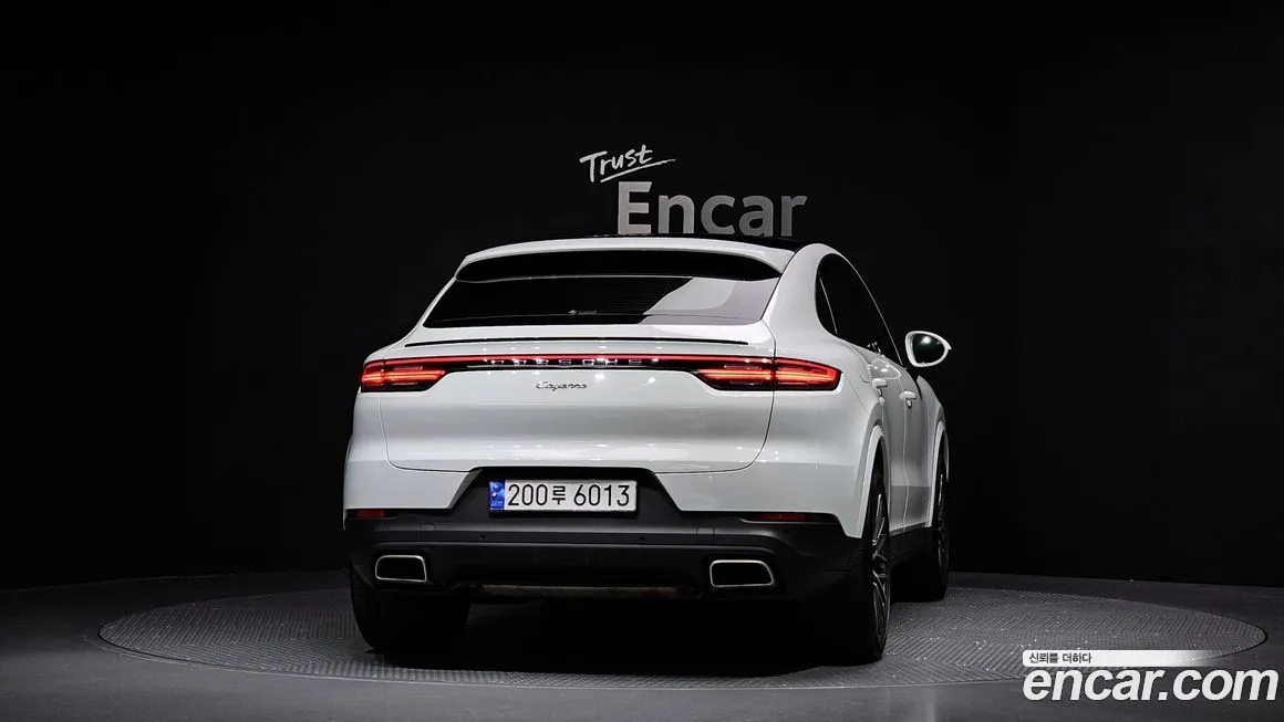 Porsche Cayenne — фото 4
