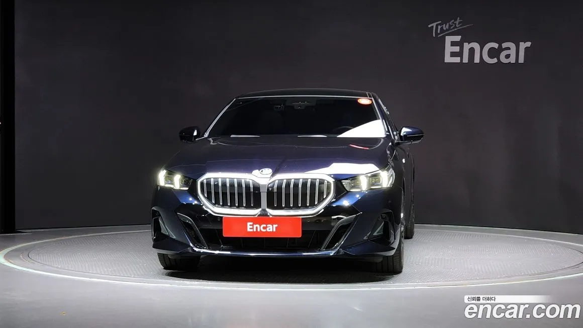 BMW 5-Series 2025 из KR, фото 3