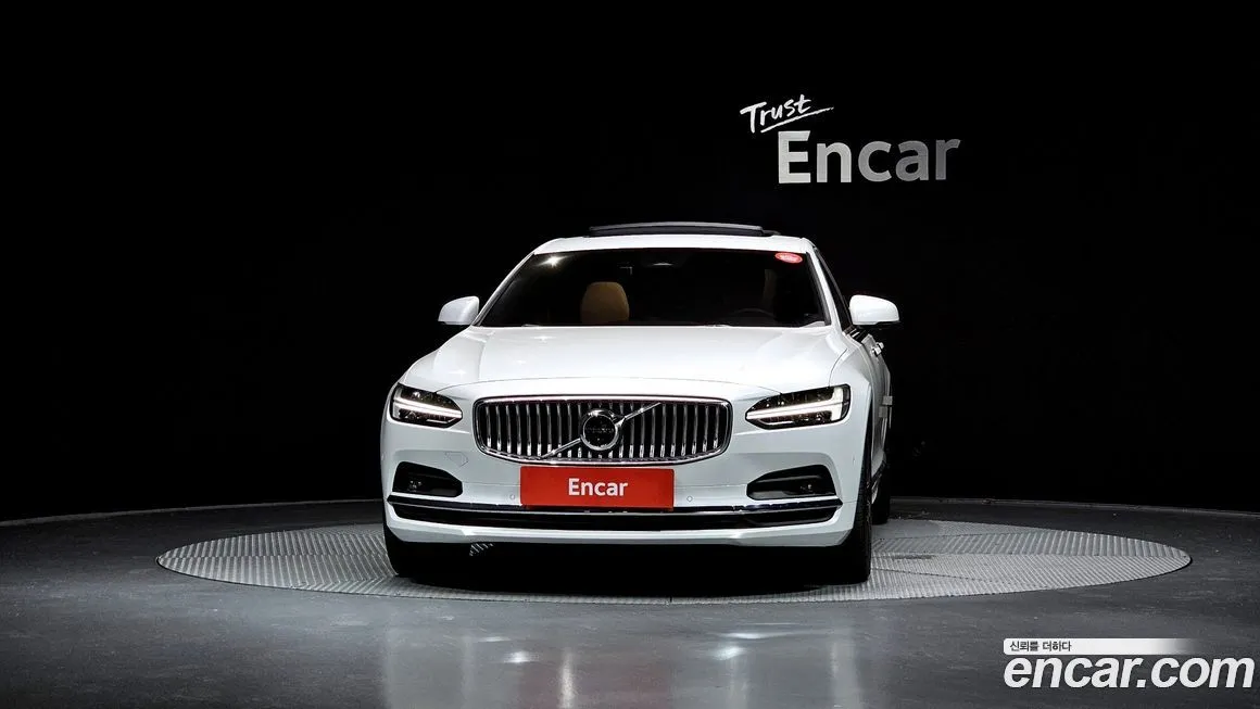 Volvo S90 2023 из KR, фото 3