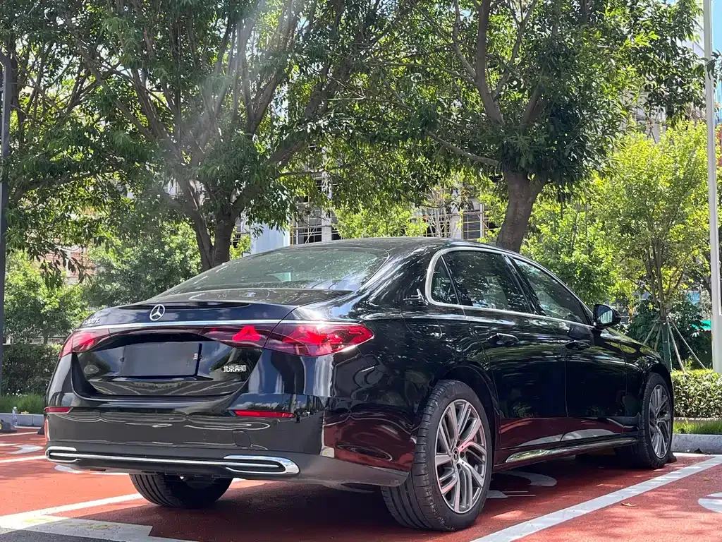 [object Object] E-Class 2024 из CN, фото 9