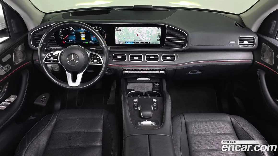 Mercedes-Benz GLE-Class — фото 7