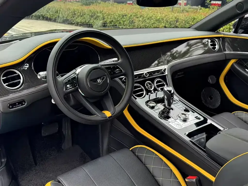 Bentley Continental 2022 из CN, фото 4