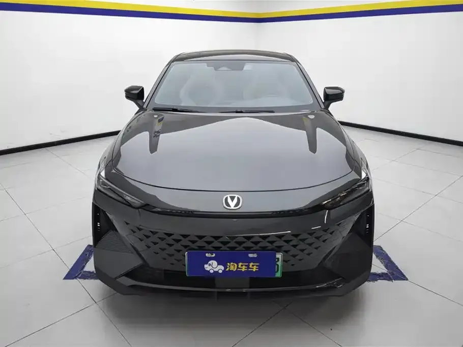 Changan UNI-V iDD 2024 из CN, фото 2