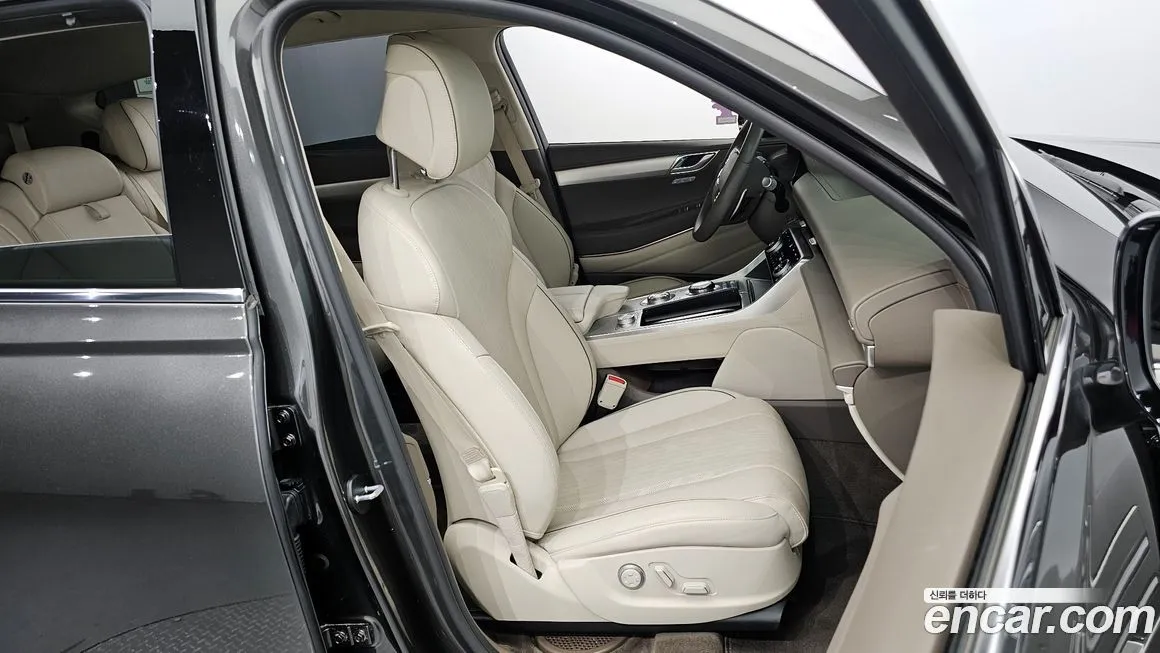 Genesis GV80 — фото 10