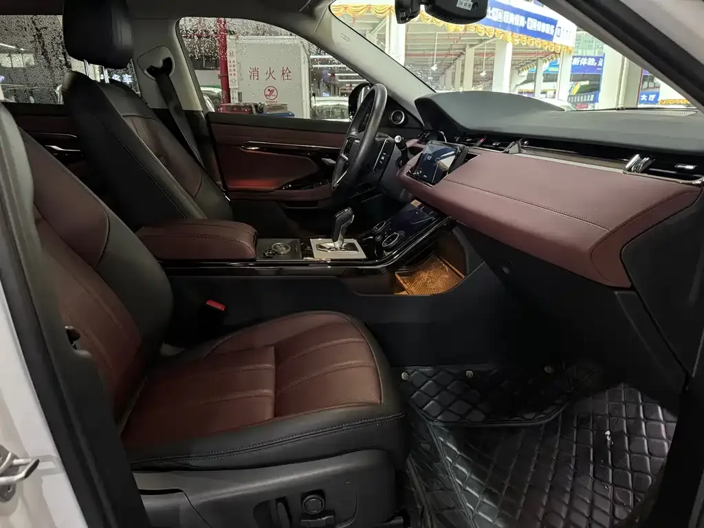Land Rover Evoque 2023 из CN, фото 6
