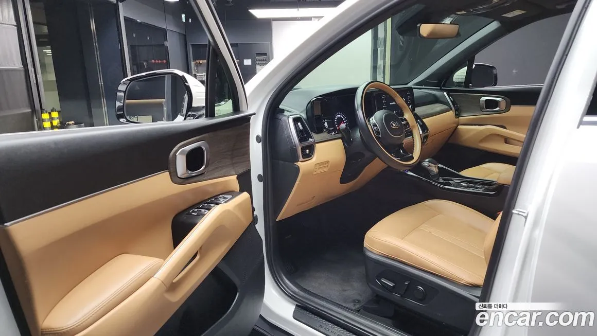 Kia Sorento — фото 10